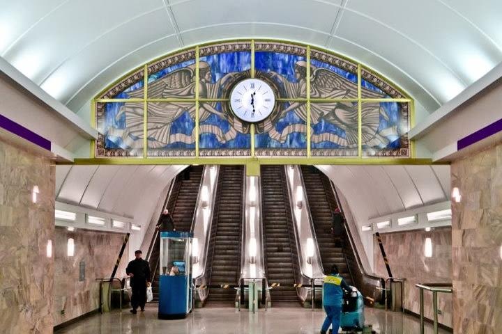 Best Metro Stations in Saint Petersburg  image