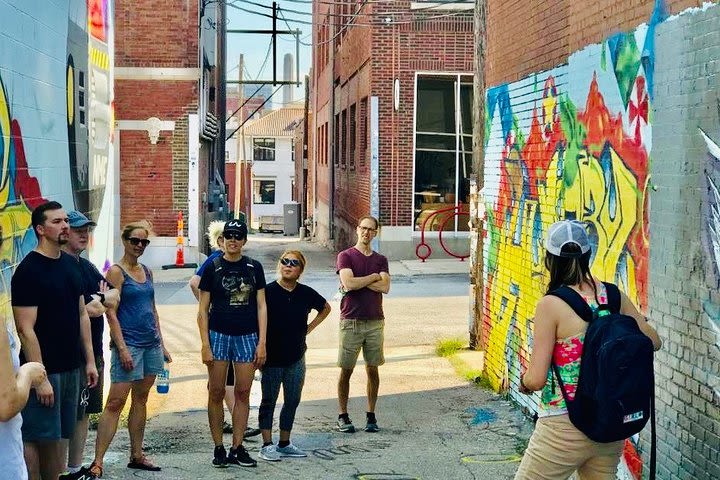 Kansas City Crossroads Art District and Westside Urban Hike image