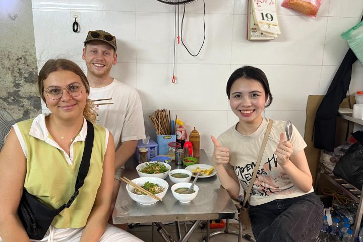 Hanoi Michelin Street Food Tour image