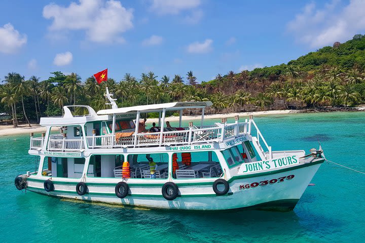 John’s Tours Private boat: 3 islands Snorkeling trip Phu Quoc image