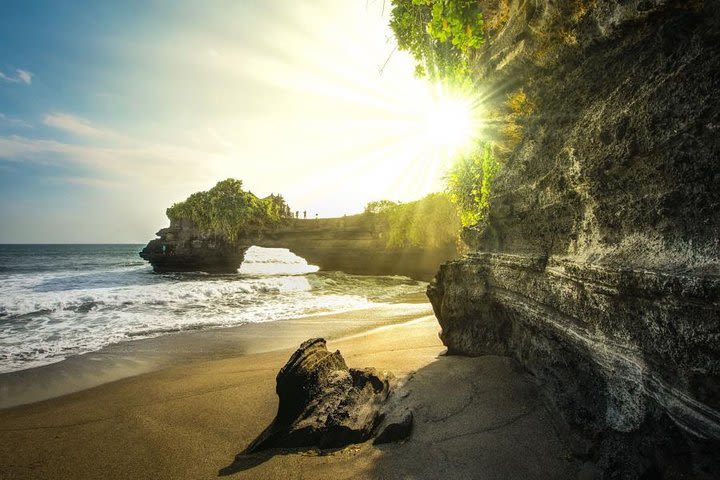 Tanah Lot Sunset Tour image