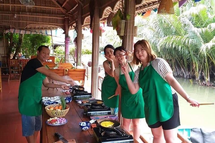 Hoi An Cooking Class And River Cruise image