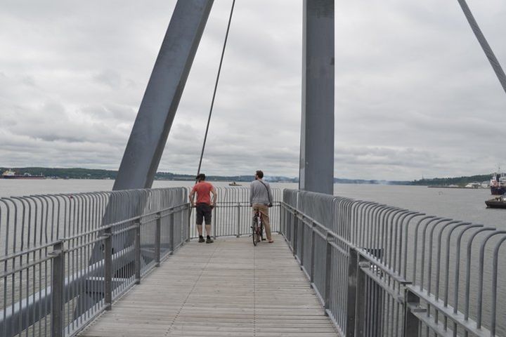 Quebec City Bike Tour Along Saint Lawrence River image