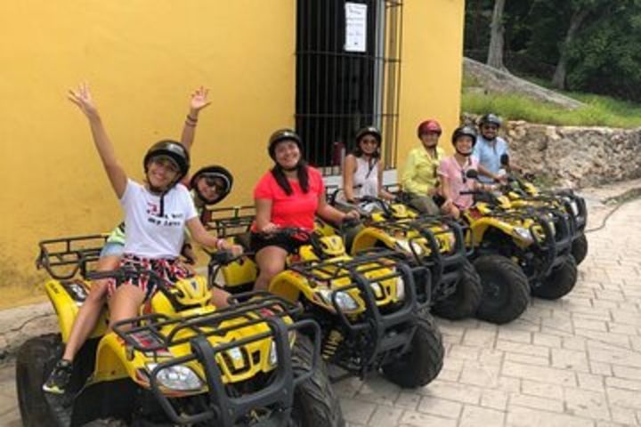 Private tour at magic town of Izamal with Atv´s image