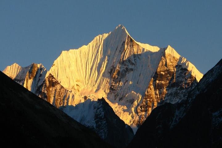 Langtang valley trek image