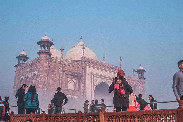 Agra: Sunrise Taj Mahal Tour Including Hotel Pick-up and drop-off image