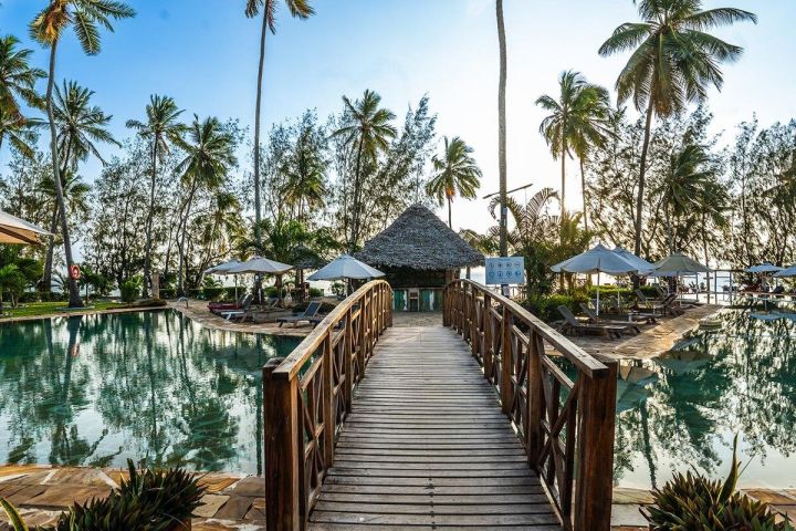 7-Day Zanzibar Beach & Wildlife Safari image