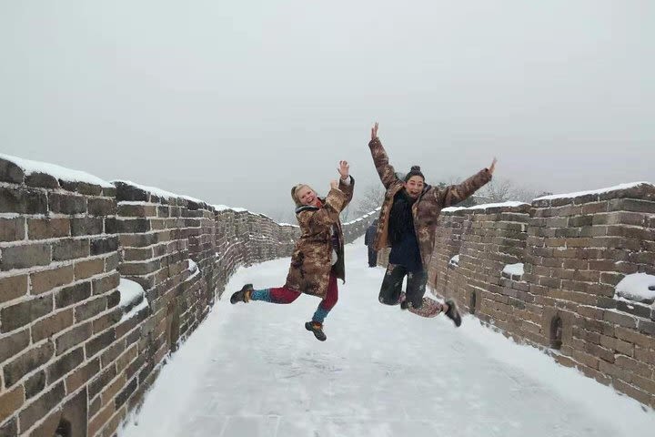 Mutianyu Great Wall and Summer Palace Layover Tour from Beijing Capital Airport image