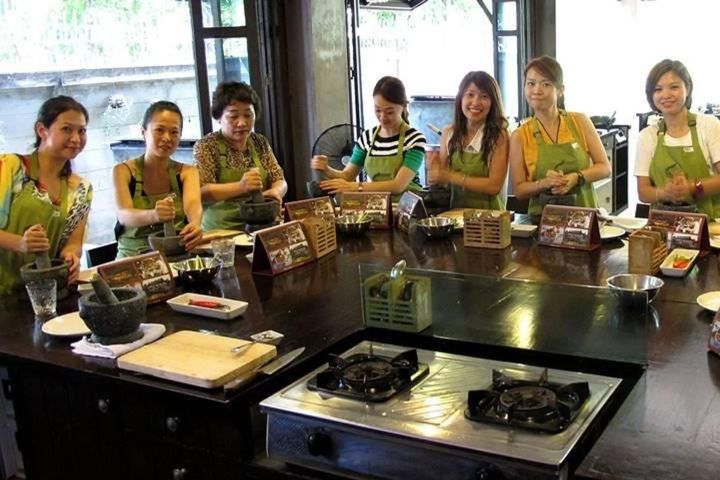 Authentic Thai Cooking Class at Baipai School image