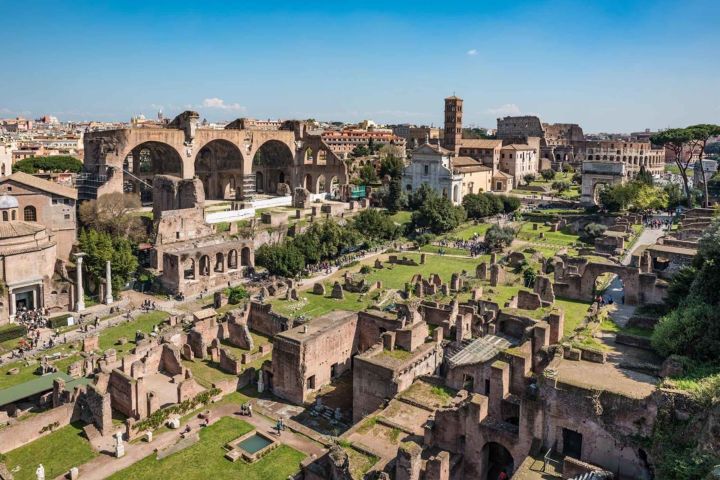 Rome: Private Immersive Colosseum Tour with Ancient Rome image