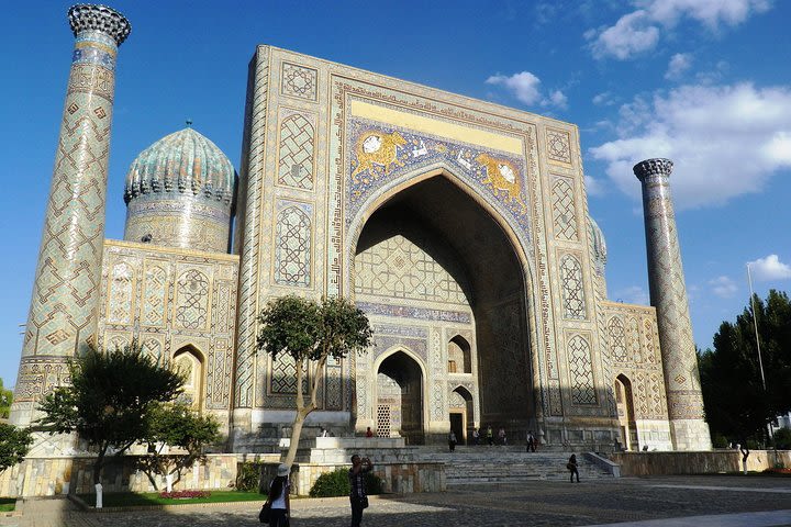 The Golden City of Samarkand Walking Audio Tour image