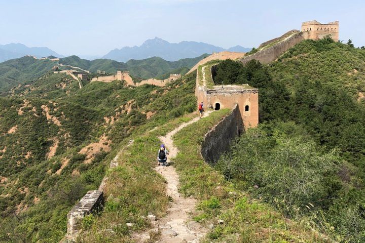 Jinshanling Great Wall Hiking image