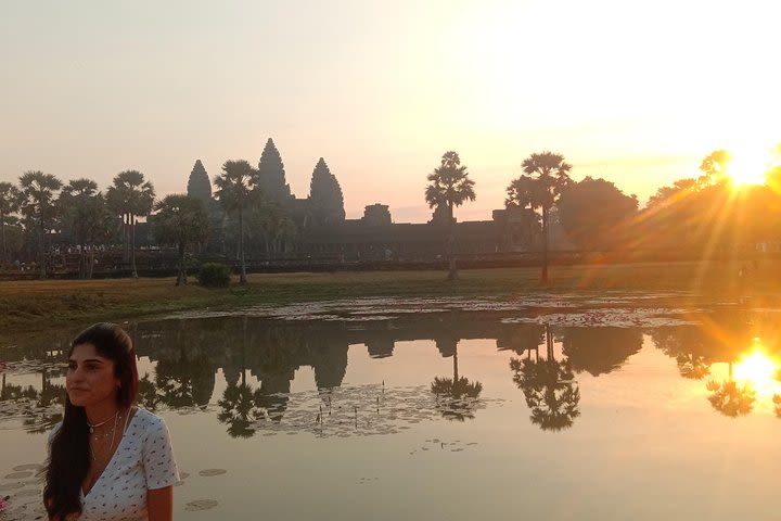 Angkor Wat Sunrise Bike Tour image