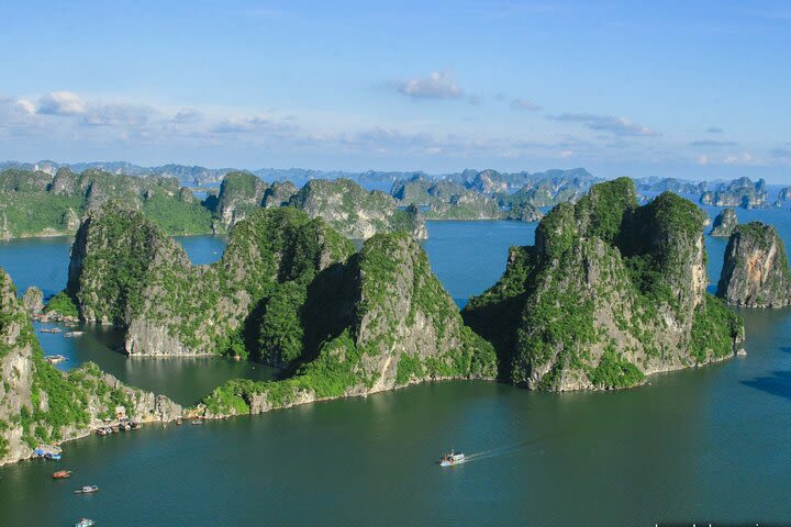 Halong Bay 2 Days-1 Night with Alisa Cruise image