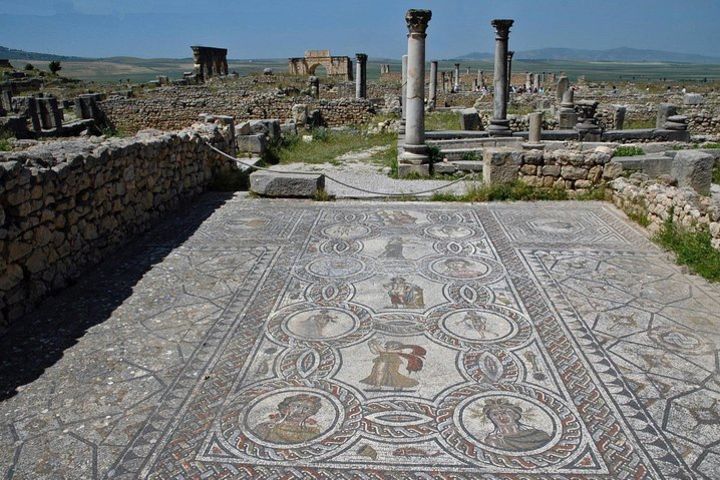 Full day private tour of Volubilis and Meknes from Fez image