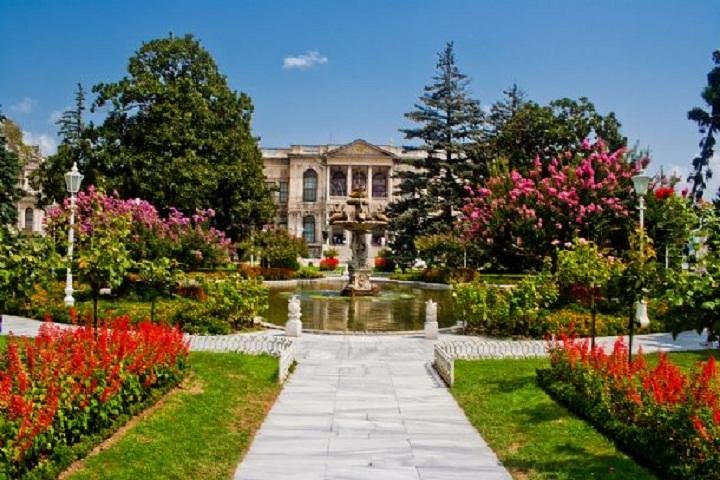 DOLMABAHCE PALACE - CABLE CAR - BOSPHORUS ON BOAT TOUR (Full Day) image