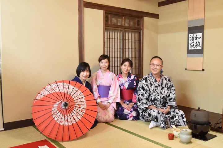 Yukata Workshop & Tea Ceremony with Tea Master (Near Tokyo Tower) image