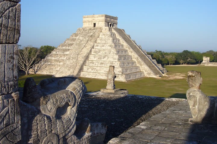 Chichén Itzá Wonder of the World image