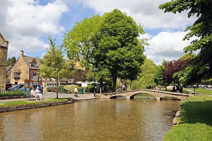 Small-Group Complete Cotswolds Tour (From London) image