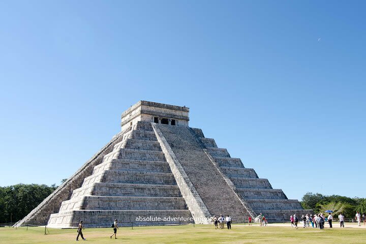 Chichen Itza and Valladolid private tour from Cancun hotel zone image