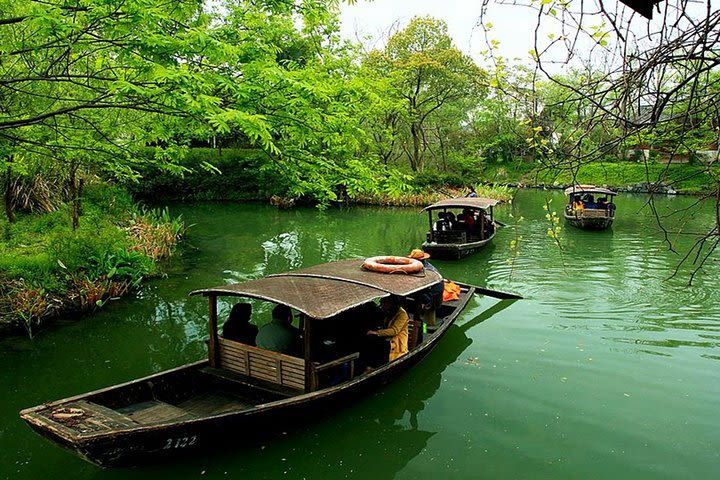 Half-Day Hangzhou Xixi Wetland Park Private Tour with Boat Ride image