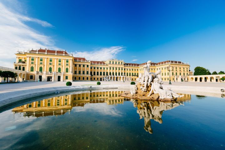 Vienna City & Schönbrunn Palace Tour image
