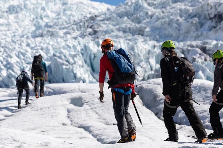 South Coast Spectacular:Waterfalls, Glaciers & Ice Adventure image
