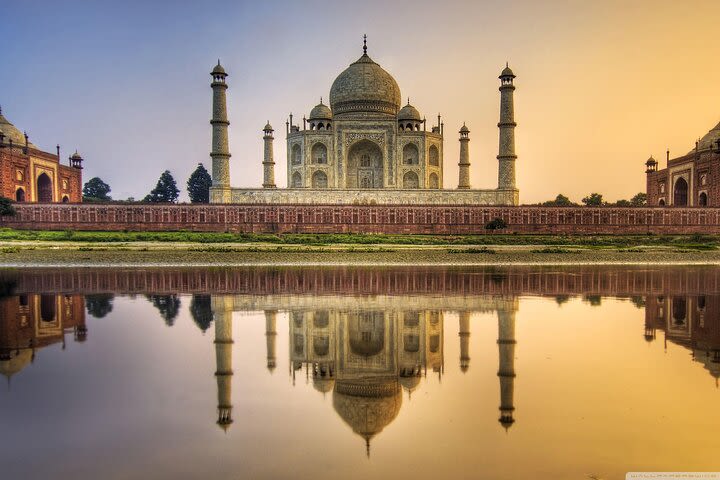 Taj Mahal Sunrise Tour With Agra Fort, Baby Taj And Mehtab Bagh image