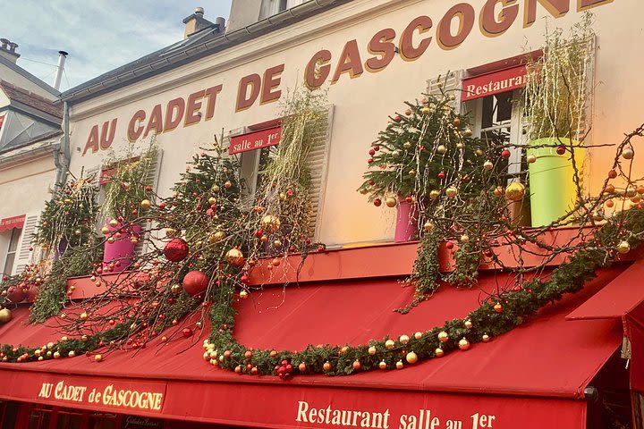 Montmartre Tour Paris  image