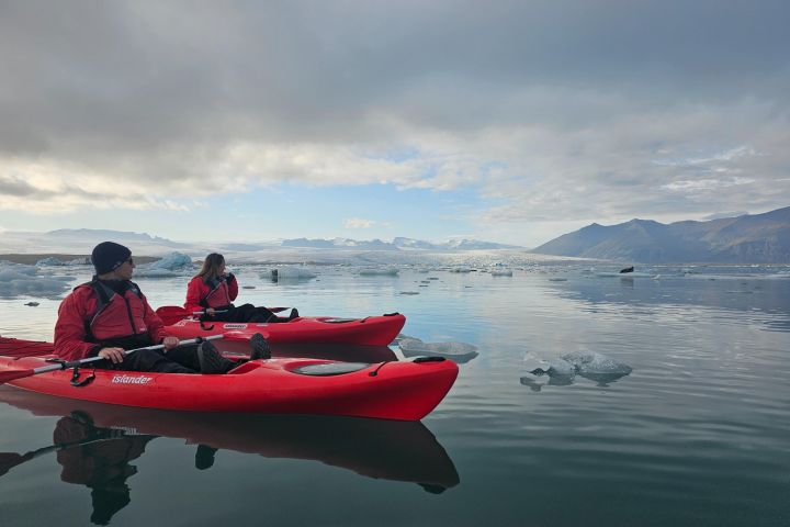 Glacier Lagoon Kayaking & Hike image