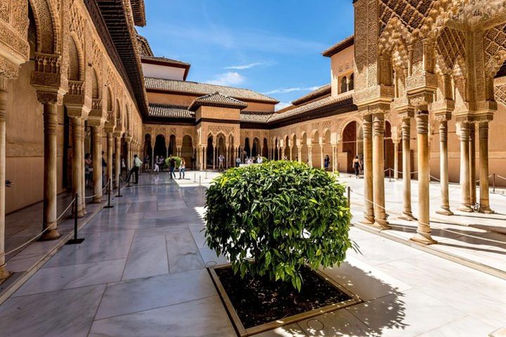 The Alhambra Palace: Self-guided Audio Tour on Your Phone no ticket image