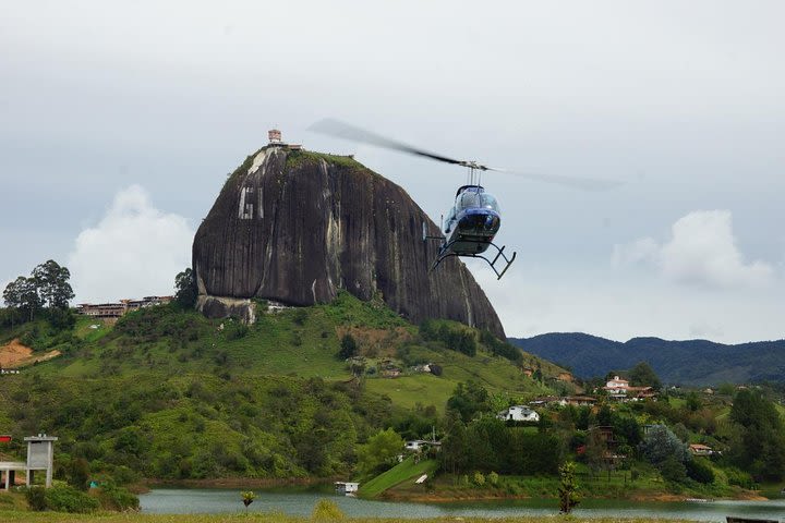 Guatapé helicopter tour image