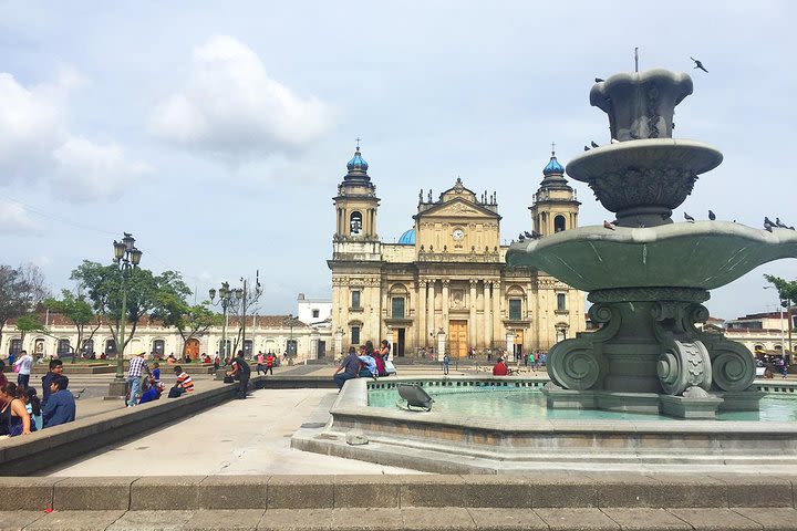 5-Day Tour from Guatemala City: Antigua, Chichicastenango, Panajachel and Santiago Atitlán image