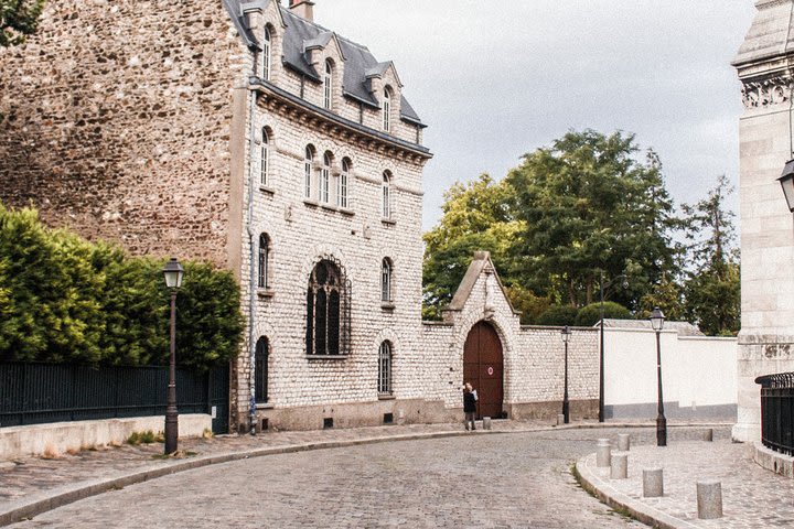 Montmartre: Secret Stories of Paris - Self-Guided Audio Tour image