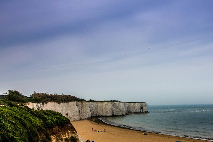 Roundtrip Transfer to Margate and Broadstairs from London image