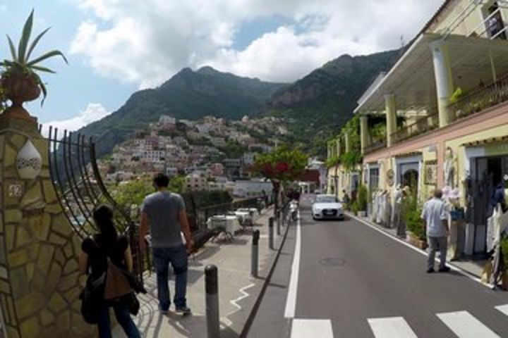 PrivateTransfer NAPLES to POSITANO or vv (with Stop option in Pompeii ) image