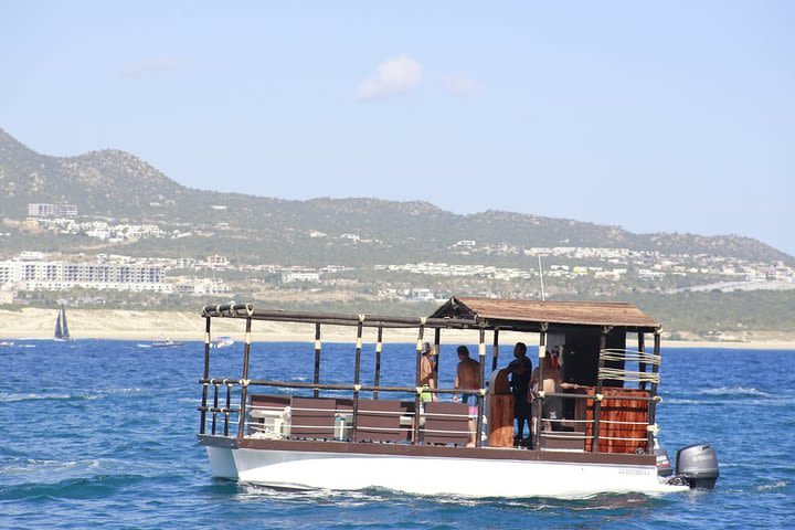 Private Snorkeling and Sightseeing Boat Tour 6 passengers image