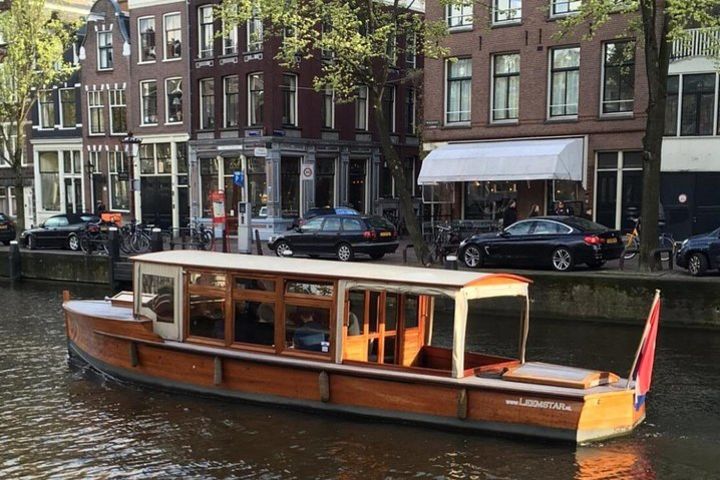 Amsterdam Small-Group Sightseeing Cruise With Drinks  image