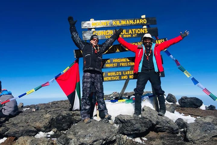 7 Days Kilimanjaro Climb Via Lemosho Route image