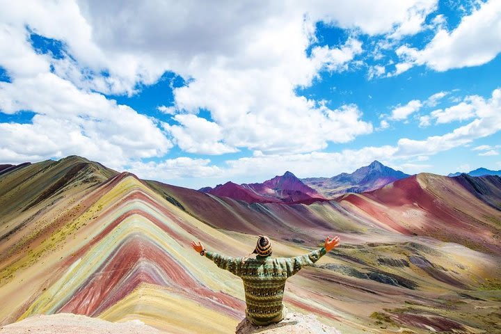 Excursión Montaña Arcoíris (7 colores) en cusco  image