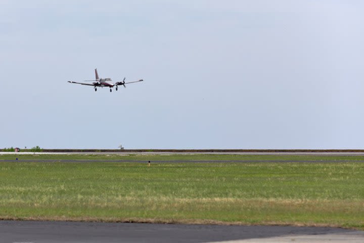 New Orleans Group Sightseeing Flight for 4-5 people image