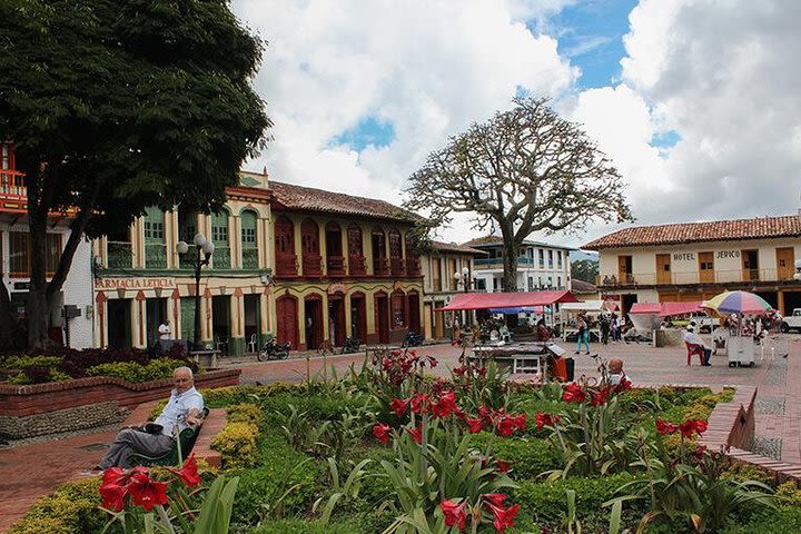 Tour Jericó image