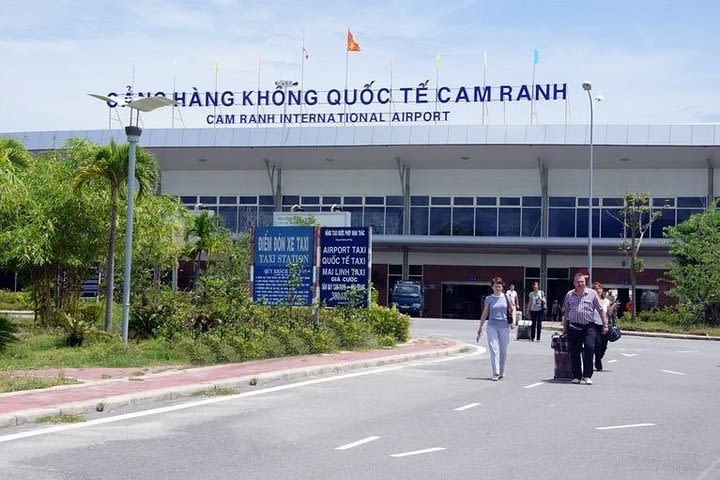 Cam Ranh Airport Private Pick up image