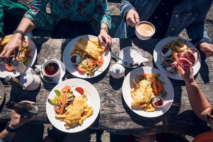 Full-Day Small-Group Tour in Palliser Bay with Lunch image