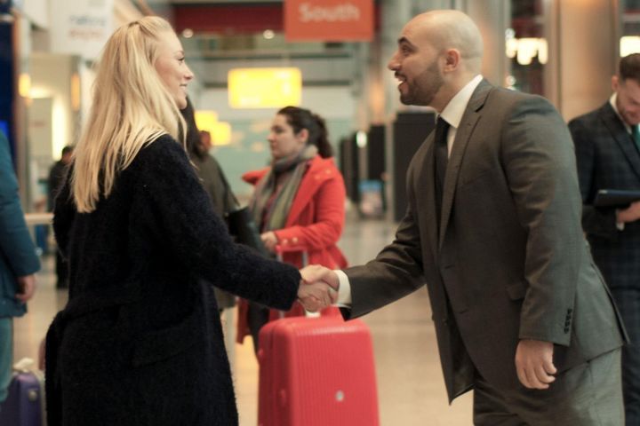 Oxford Airport to Hotel Private Transfer image