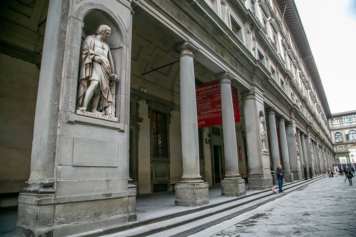 Skip-the-Line Uffizi Museum & Gallery Tour with Leonardo & Michelangelo Works image