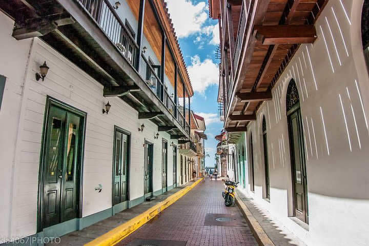 Photography Tour in Casco Viejo Panama image