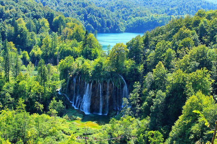 Private Full-Day Tour in Plitvice Lakes National Park from Zadar  image