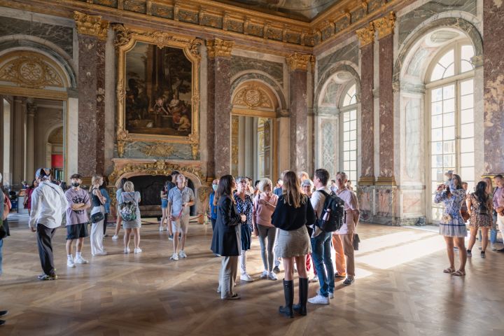 Versailles Full-Day Saver Tour: Palace, Gardens, and Estate of Marie Antoinette image