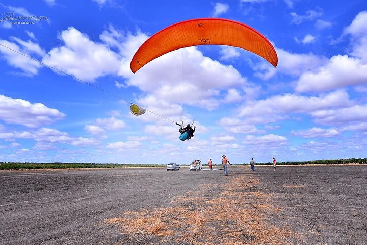 Free Flight towed in the northeast of Brazil - Complete Assistance image